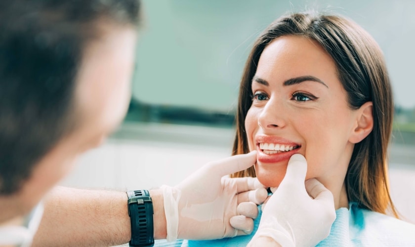 Image of Cosmetic Dentist-find the best cosmetic dentist for your hollywood smile